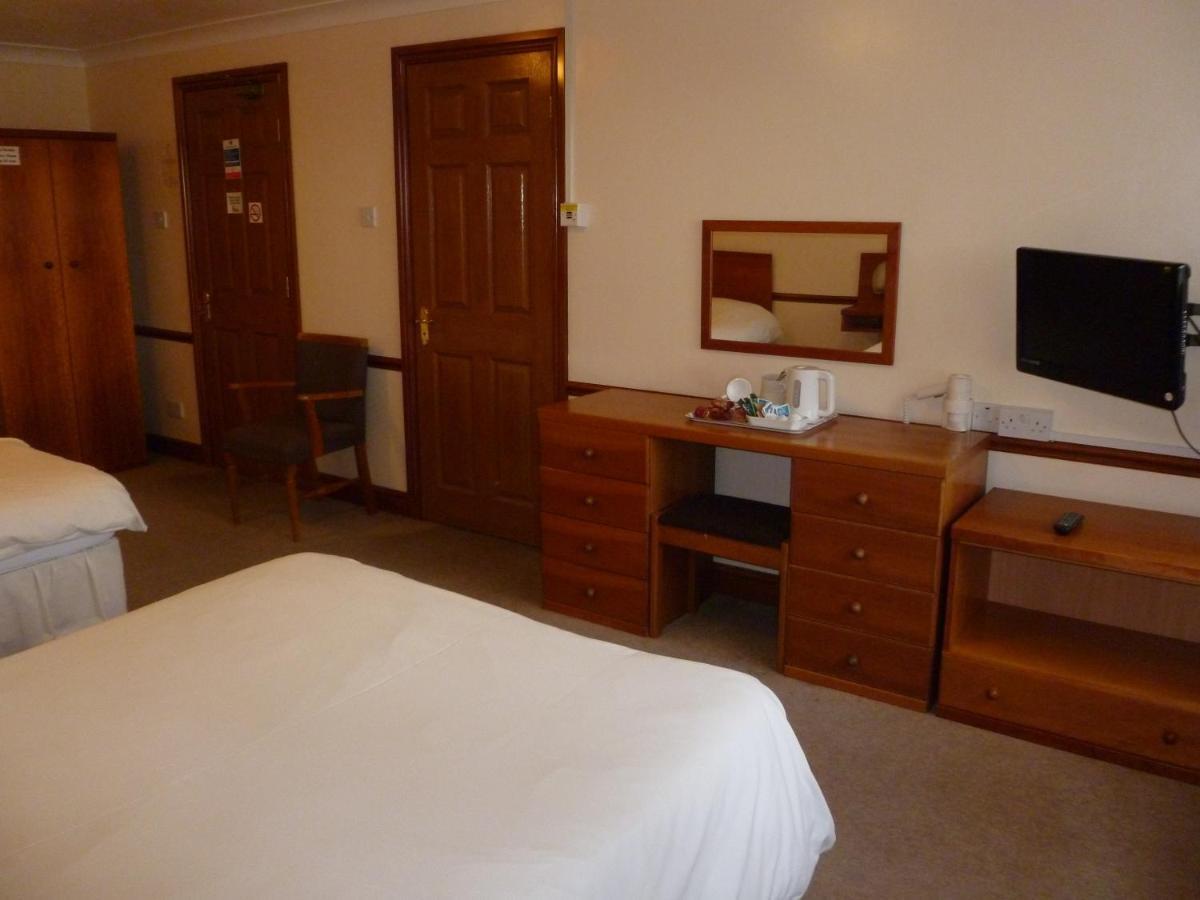 Tafarn Y Rhos Hotel Клангефни Стая снимка